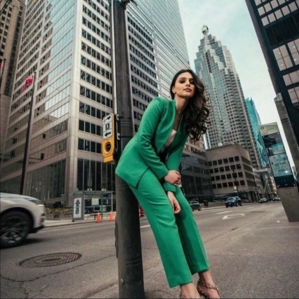 Zara Emerald Green Suit Set - Picture 8 of 11